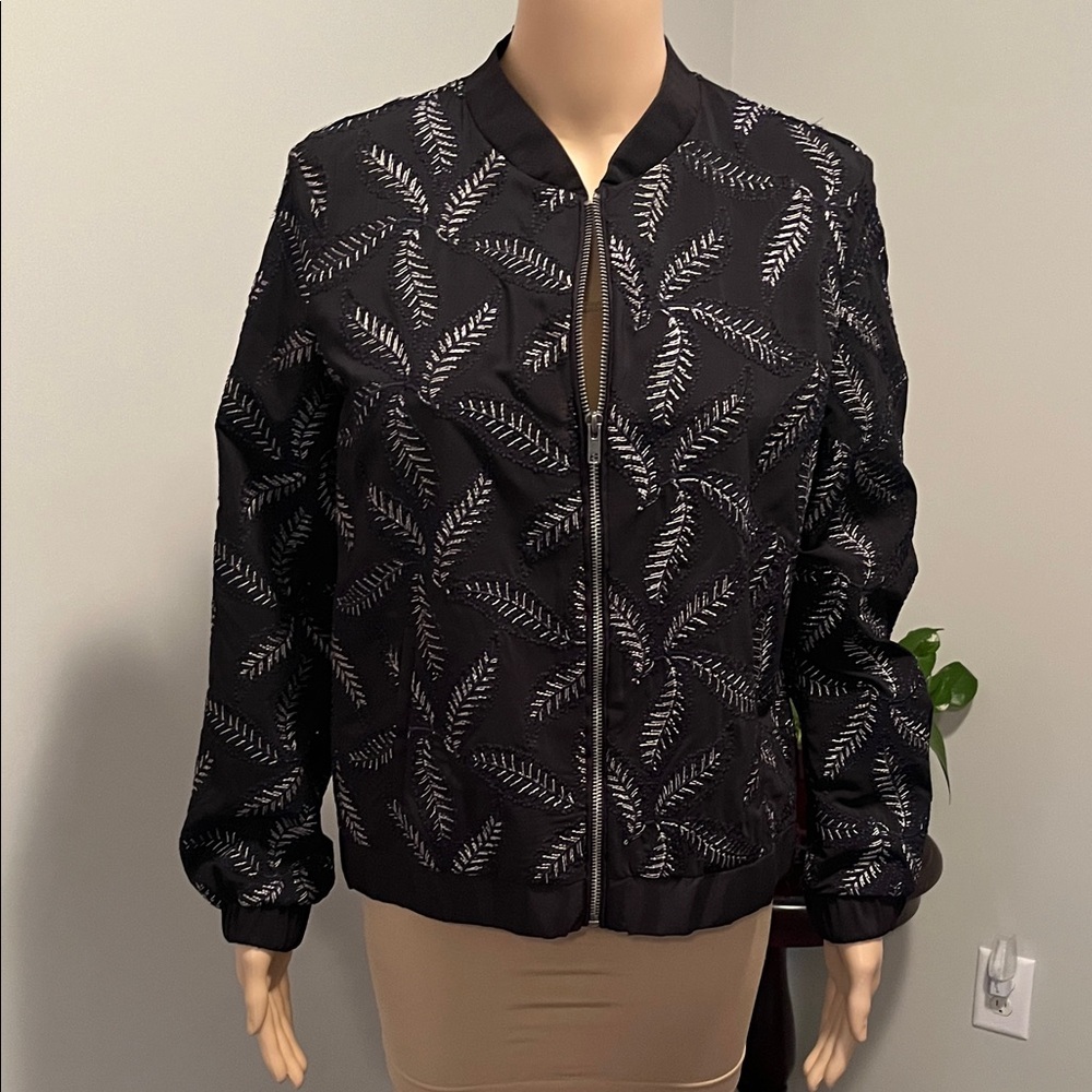 Peck & Peck Black Leaf Pattern Bomber Jacket